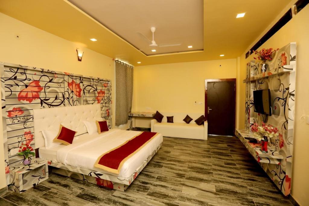 Rock Star Hotel Pushkar Zewnętrze zdjęcie